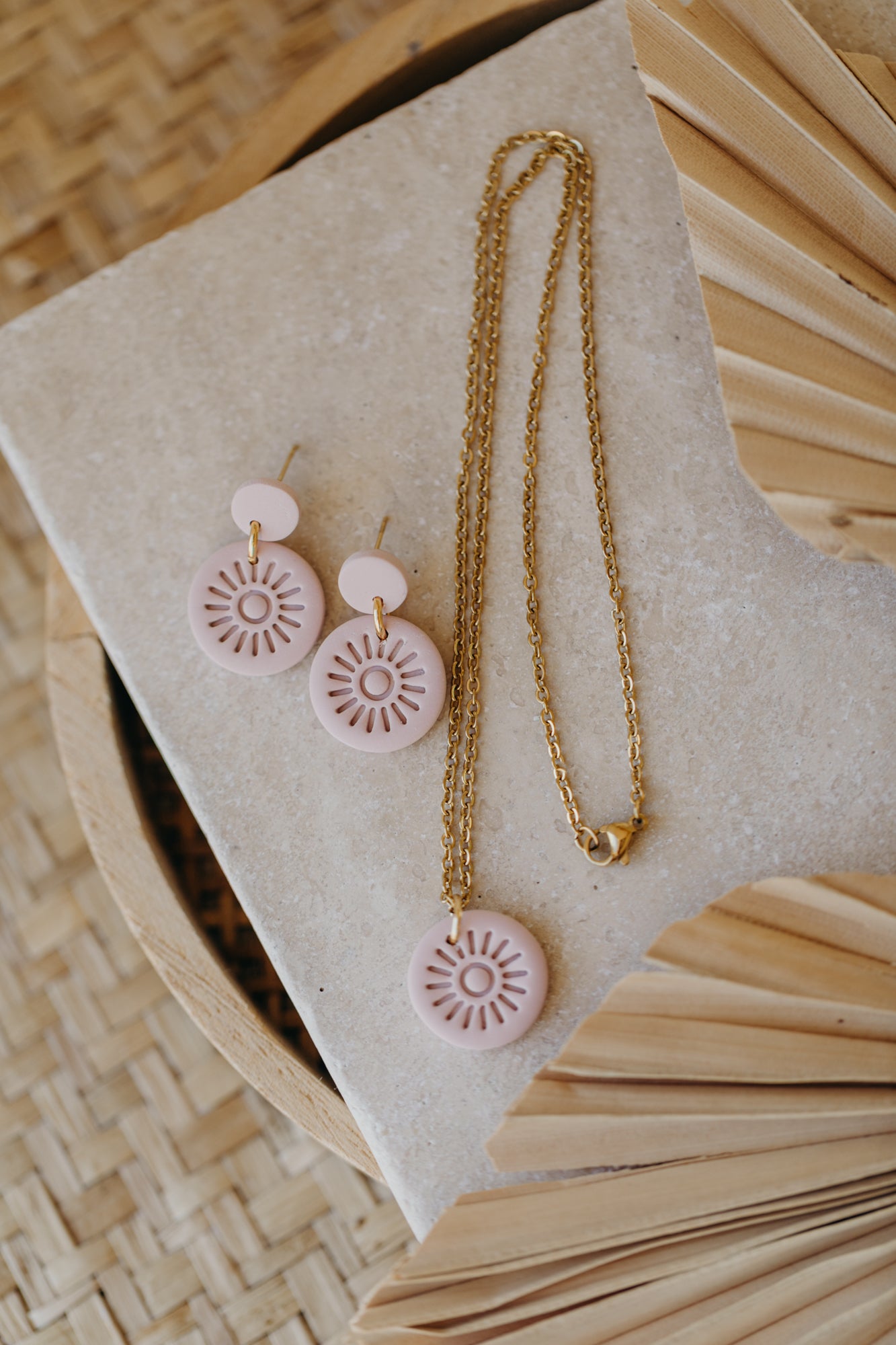 SELENA - Halskette Anhänger mit Muster in rosa