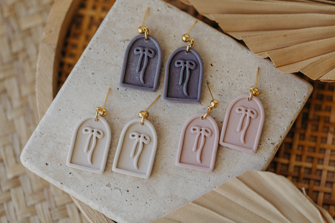 SELENE - Schleifen Ohrringe in Bogenform in rosa