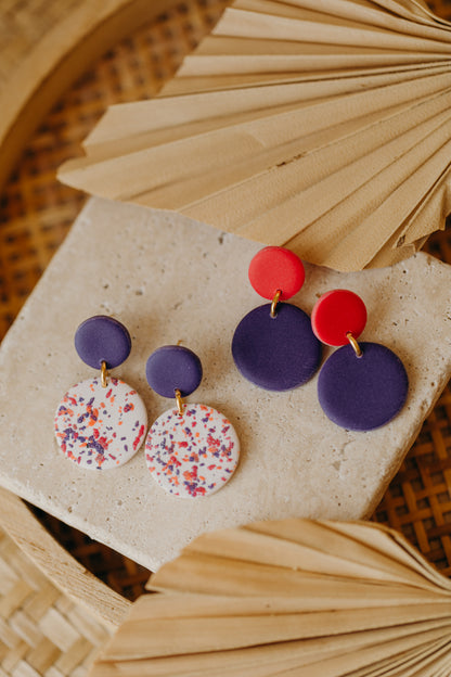 SUSI - bunte Ohrringe aus Polymer Ton - Konfettimuster - violett