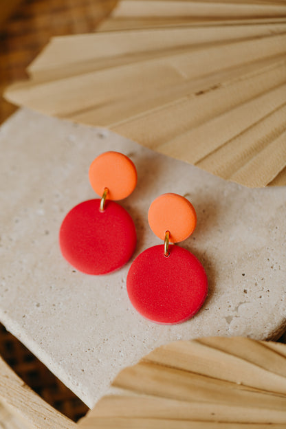 SUSI - zweifarbige Ohrringe aus Polymer Ton - orange/himbeere