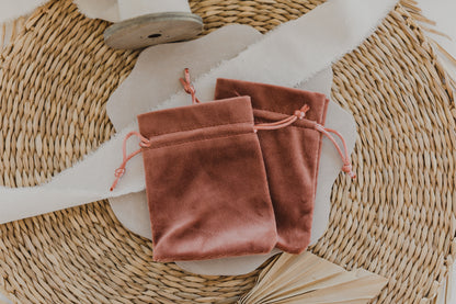 altrosa Schmuckbeutel aus Samt