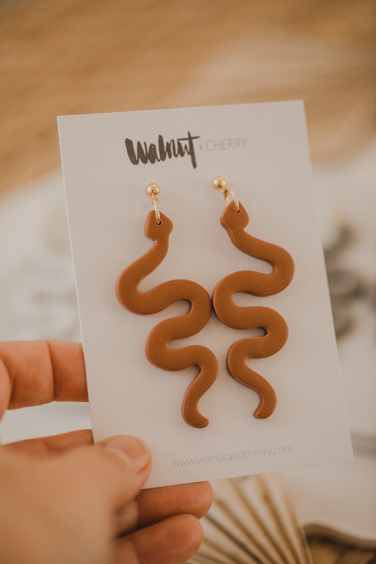 NALIA - große Statement Schlangen Ohrringe aus Polymer Ton