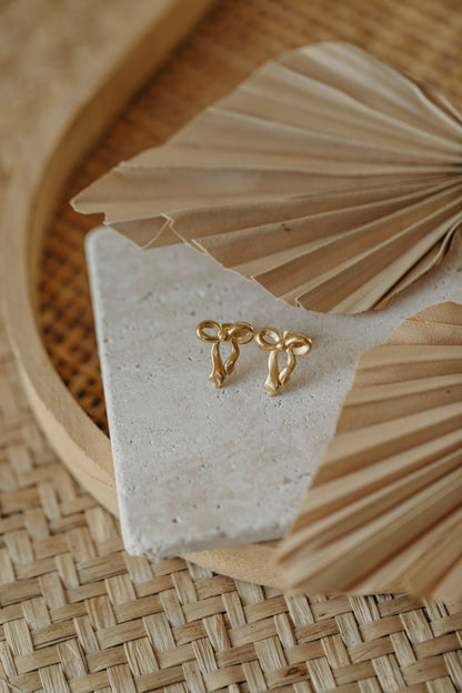 Bow Knot – lange Schleifen Ohrstecker