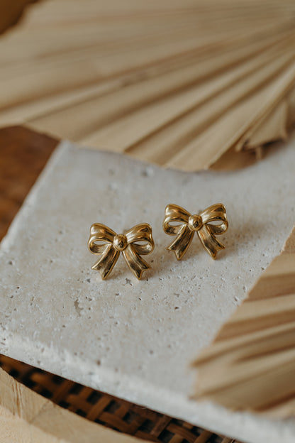 goldene Schleifen Ohrstecker aus Edelstahl