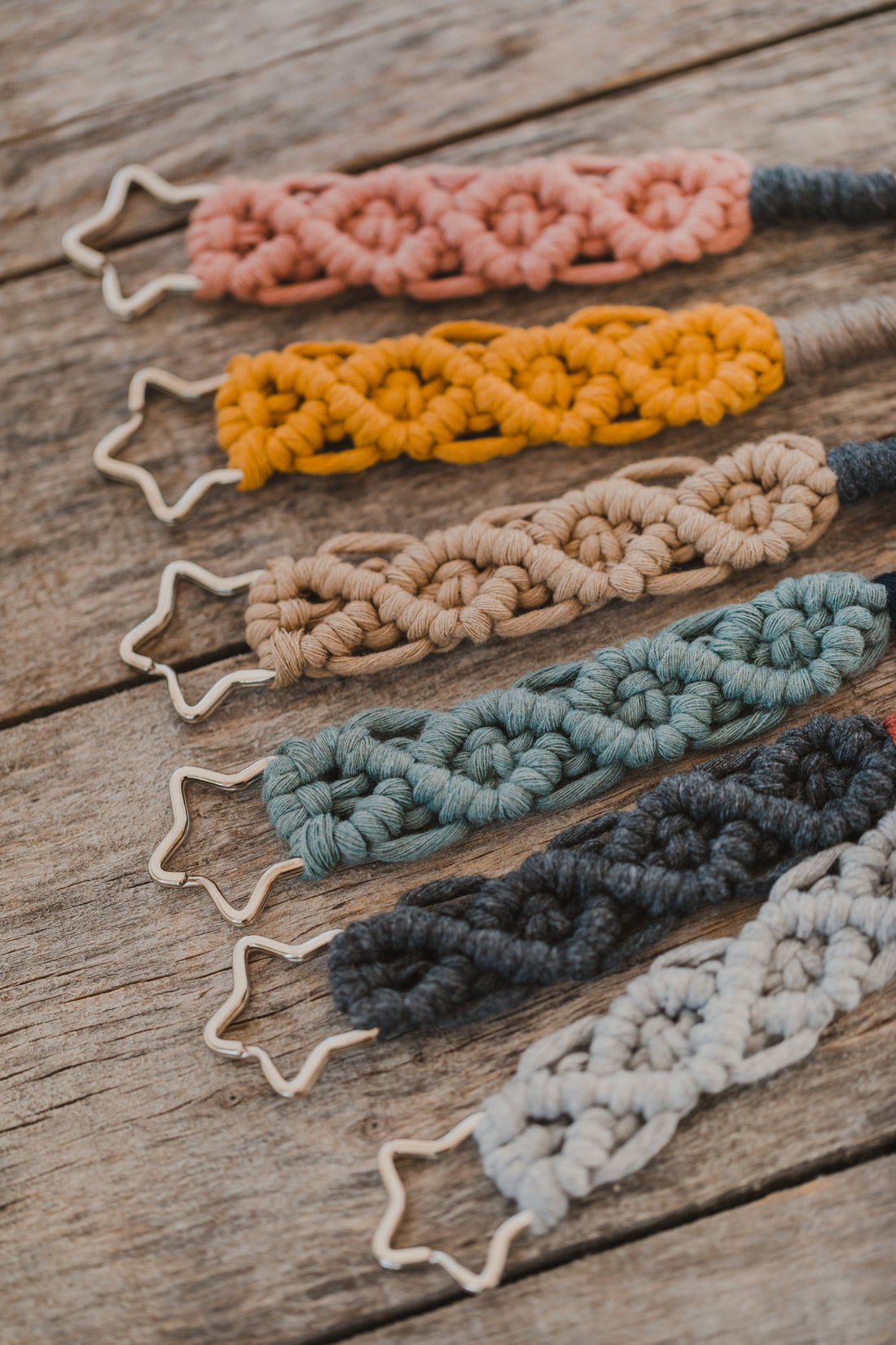 EDDY - Macrame keychain