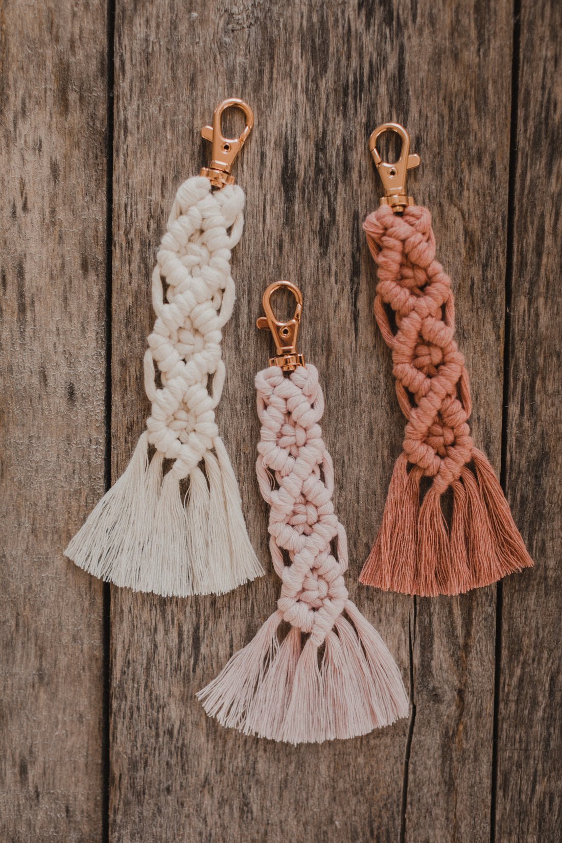 ROSE Macrame Keychain Set