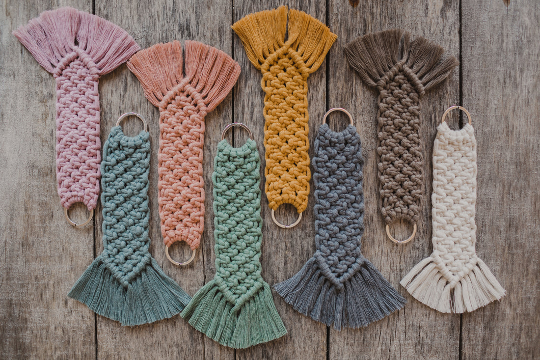 VALERIE colorful macrame keychain