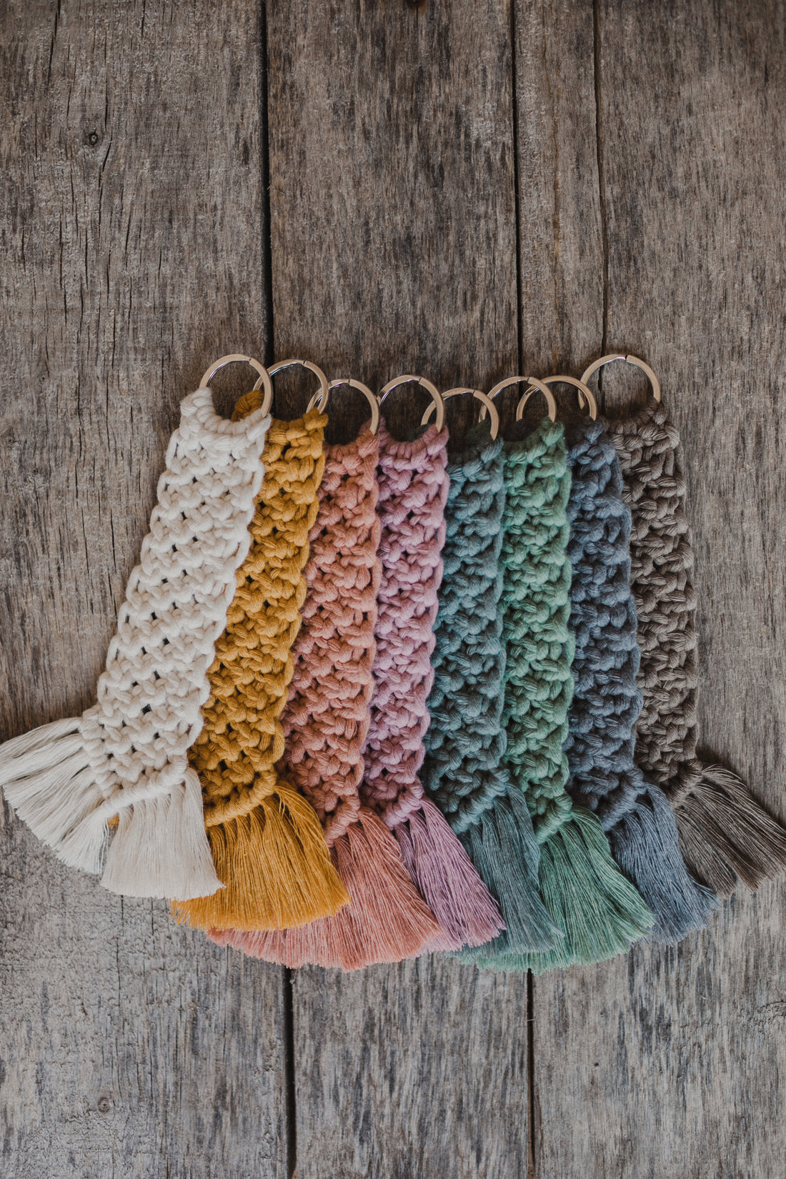 VALERIE colorful macrame keychain
