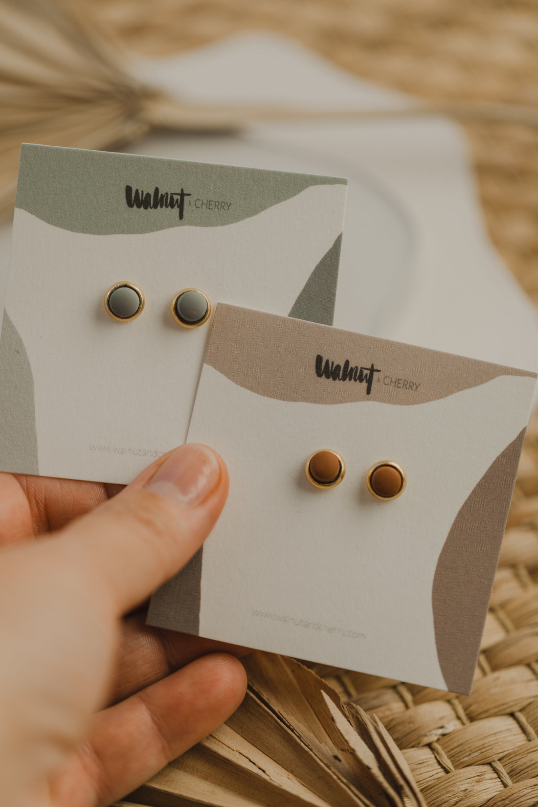 STELLA - small round colorful earrings gold-colored