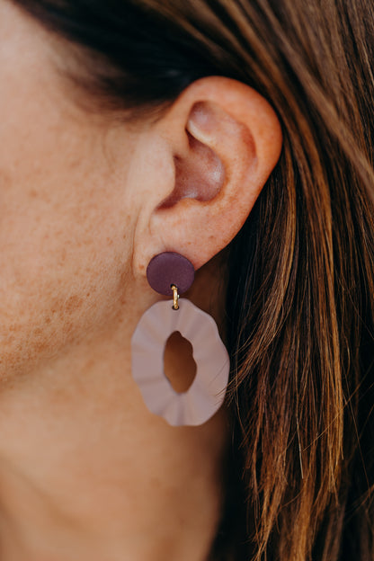 TABEA - große ovale Polymer Ton Ohrringe in lila/aubergine