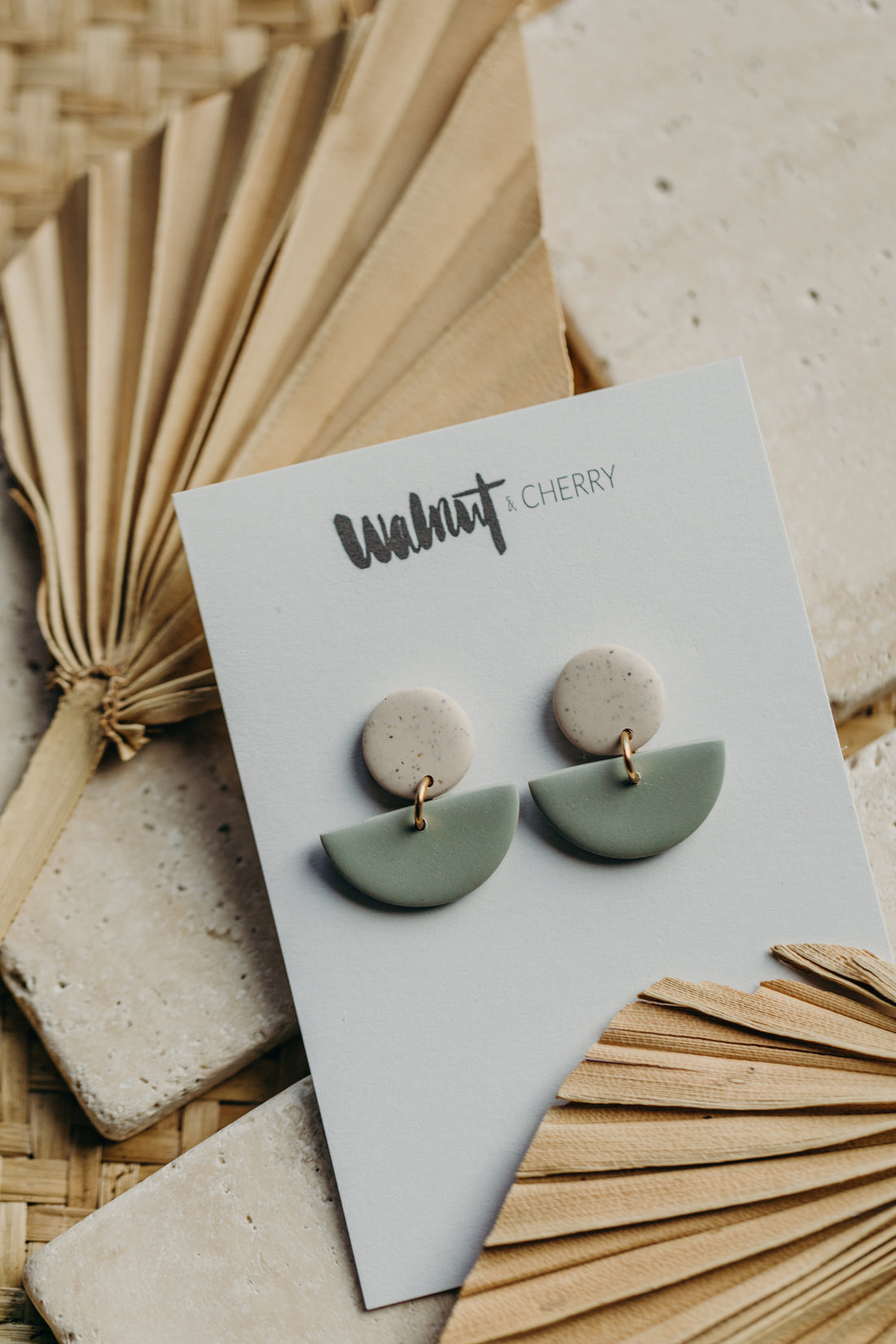 TAMARA - zweifarbige Polymer Ton Ohrringe in Kalk und Mint