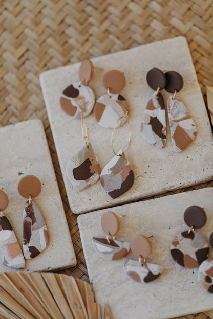 braune längliche Terrazzo Ohrringe aus Polymer Ton