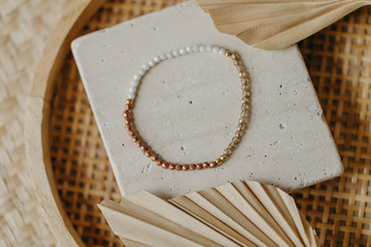 two-tone glass bead bracelet blue &amp;amp; cream