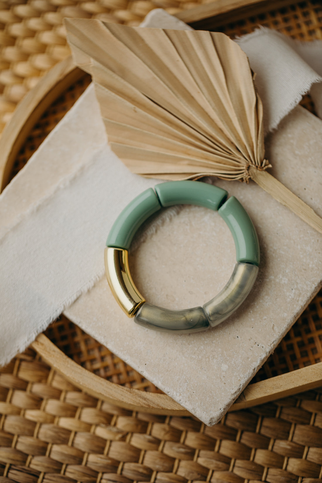 Perlenarmband 071 mit Tube Perlen in Gold, Grün-Glänzend und Grün