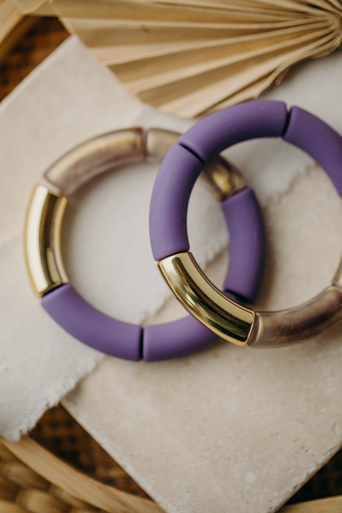 Perlenarmband 070 mit Tube Perlen in Gold, braun-Glänzend und Lila