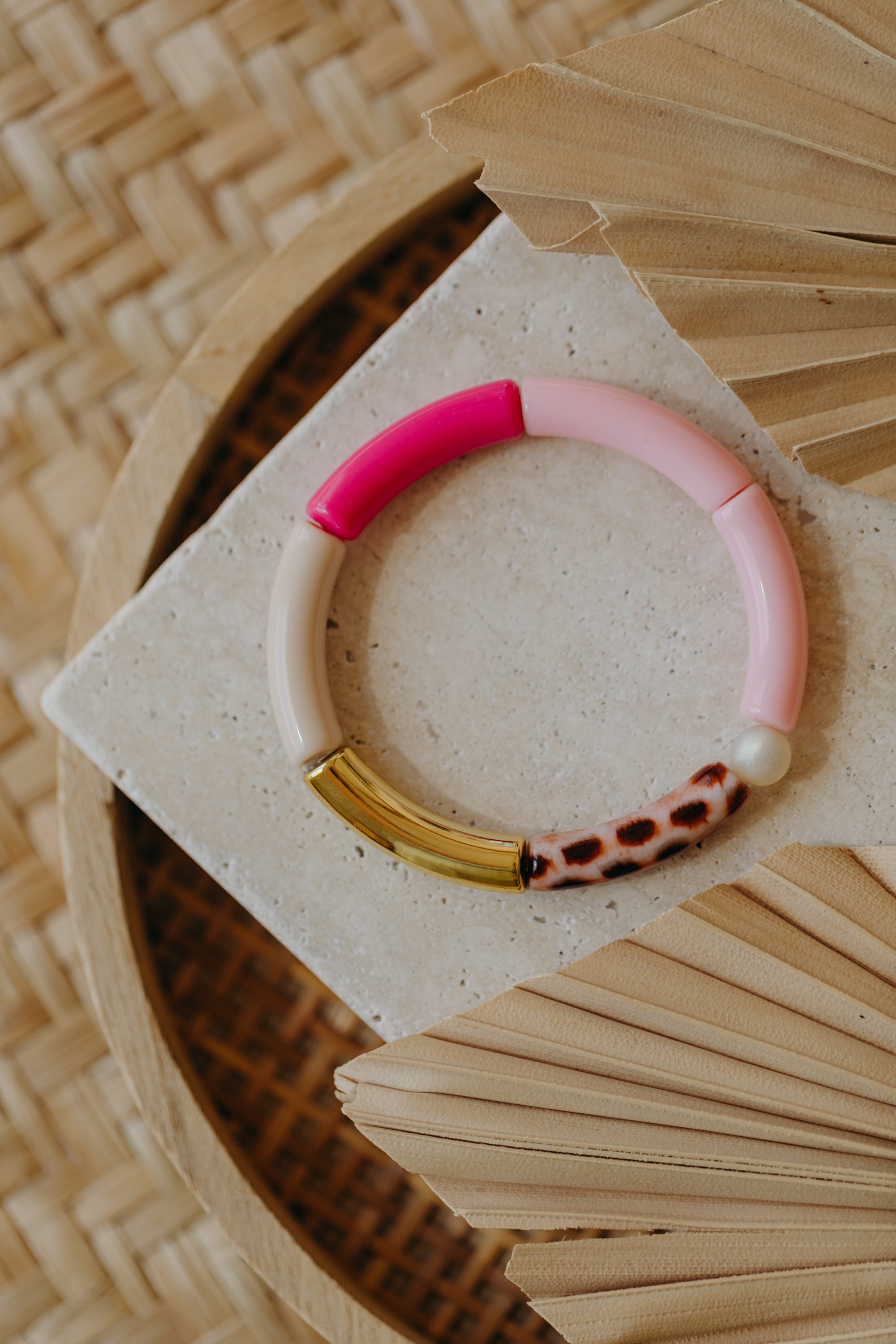 Perlenarmband 004 mit Tube Perlen in Gold, Beige, Rosa, Pink und Print