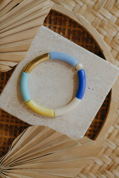 Perlenarmband 018 mit Tube Perlen in Gold, Creme, Gelb, Hellblau und dunkles Blau