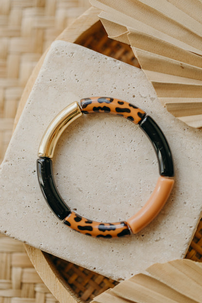 Perlenarmband 084 mit Tube Perlen in hellbraun, schwarz und Animal Print Leo