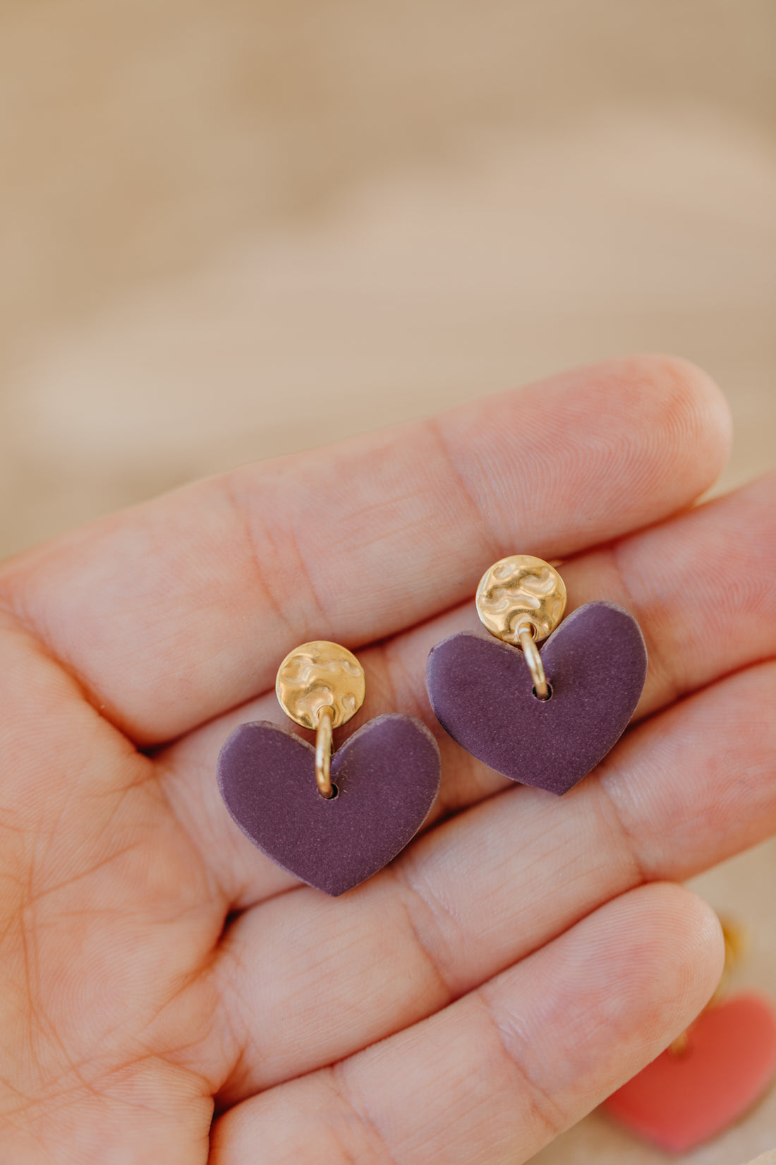 VALENTINA - Herz Ohrringe in Aubergine