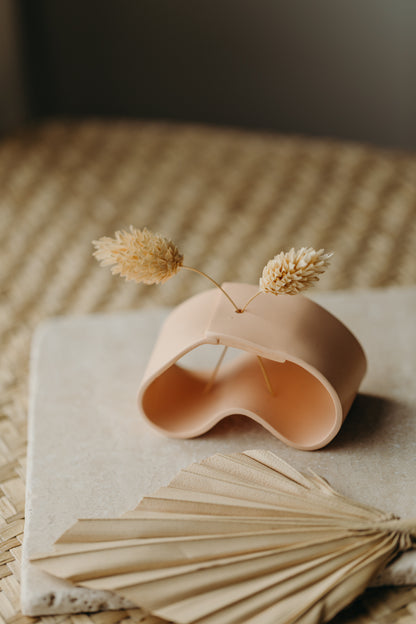 Polymer Ton Vase,  apricot