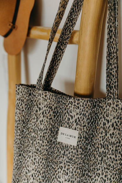 Beige Leo Print Tasche LEO mit Reißverschluss